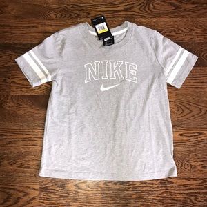 Nike tee